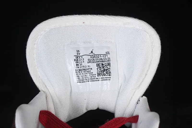 All categories Air Jordan Jordan series basketball shoes Air Jordan 1 Low Air Jordan 1 Low "Year of the Horse" AJ1 Joe 1 Year of the Horse CNY low-top retro basketball shoes IQ5321-121